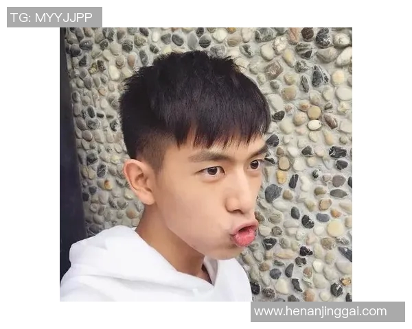篮球明星展现多才多艺唱歌视频引发热议球迷纷纷点赞分享